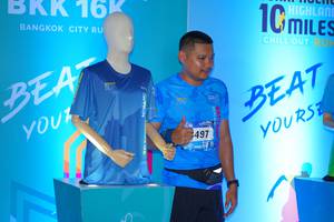 BIB: 497
                            <button type="button" onclick="openModal(3238087)" class="btn btn-primary btn-sm float-right btn-popup" data-toggle="modal" data-target=".modal-high-quality">
                        <i class="fas fa-shopping-cart"></i> Add to Cart
                    </button>
                                            <button type="button" onclick="isThisMe(3238087, true)" class="btn btn-success btn-sm float-right btn-popup btn-isme hidden" data-toggle="tooltip" data-placement="bottom" title="นี่คือรูปของคุณใช่ไหม คลิกที่นี่เพื่อเอาเข้าอัลบั้ม">
                        <i class="fas fa-plus"></i> Add to album
                    </button>
                    <button type="button" onclick="isThisMe(3238087, false)" class="btn btn-warning btn-sm float-right btn-popup btn-isnotme hidden">
                        <i class="fas fa-ban"></i> Remove from album
                    </button>